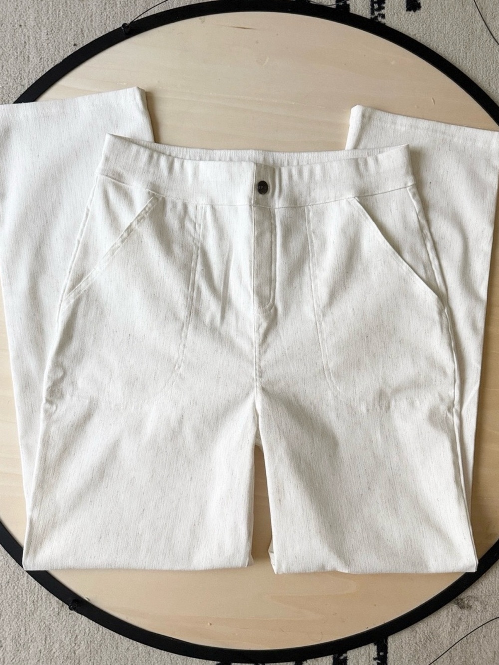 HUE Cream Straight-Leg Linen blend Pants